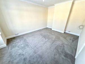 Bedroom- click for photo gallery